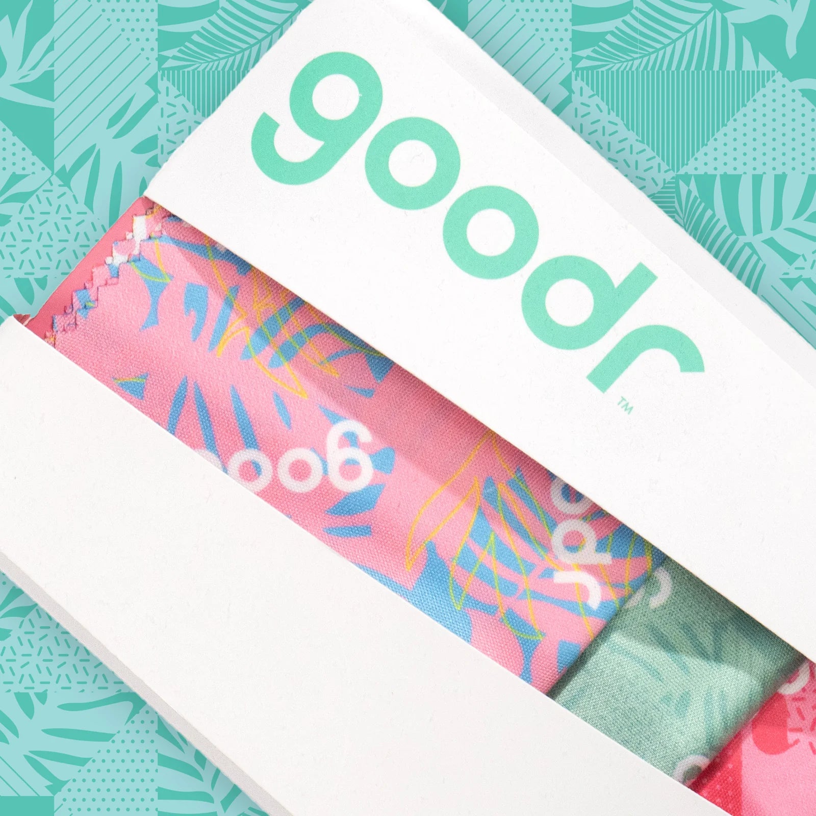 Muli-pack box of microfibre cloths used to clean sunglasses.